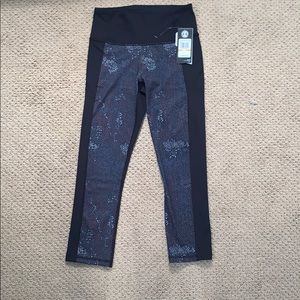 NWT: Under Armour Crop
